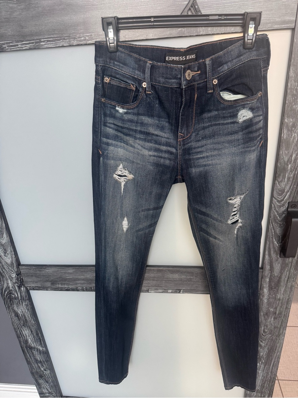 Express Mid Rise Legging Jeans 2R Dark Wash Distressed Stretch Skinny